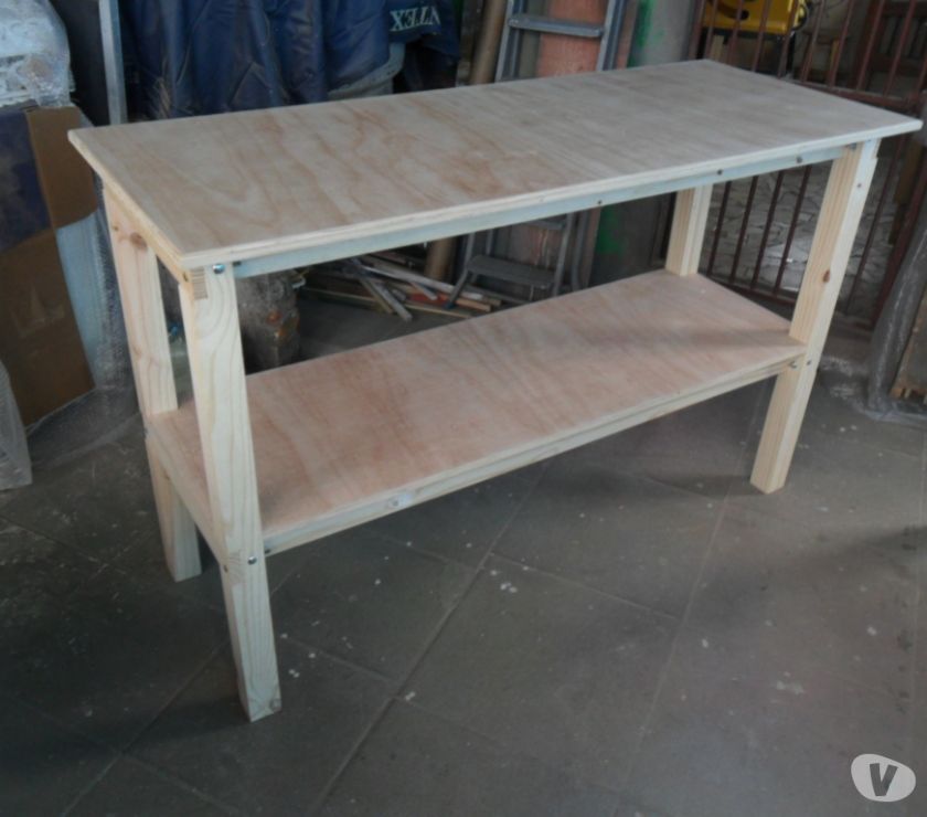 Bancada de Madeira com Prateleira