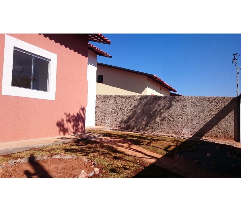 Casa nova aceita financiamento em Caldas Novas
