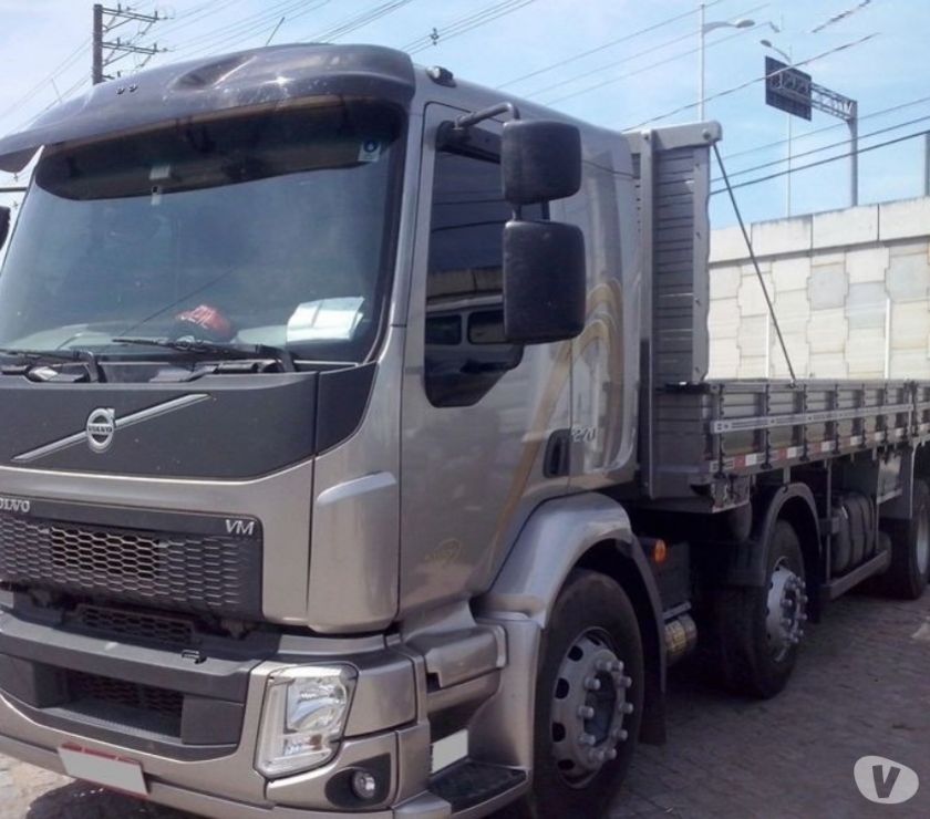volvo vm 270 bitruck graneleira baixa ano 13