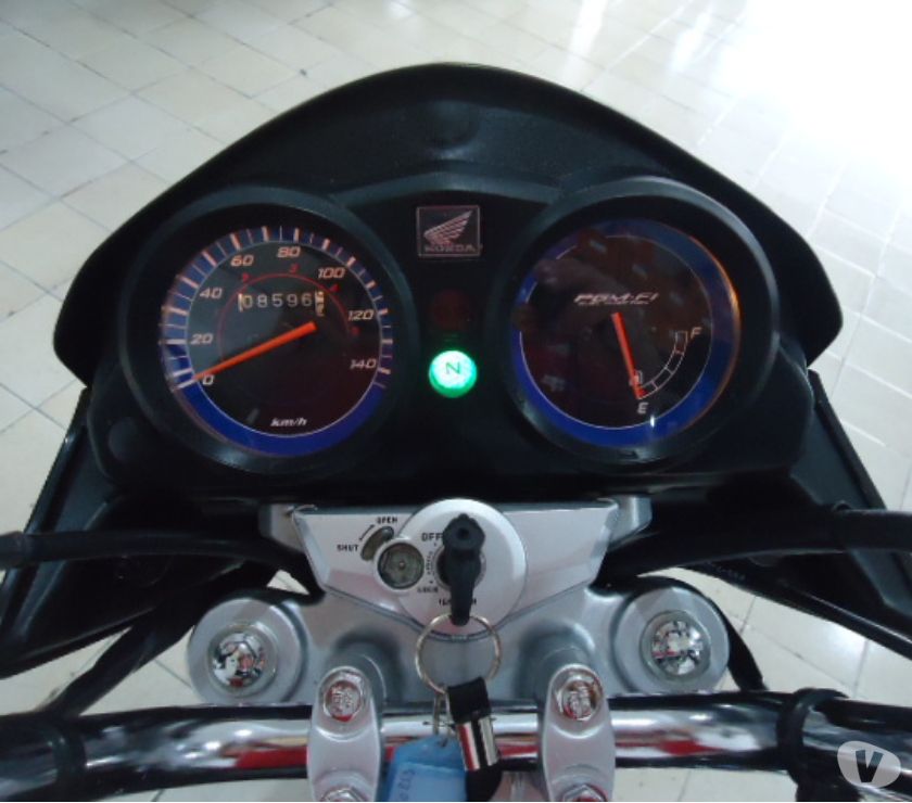 TITAN 150 ESDi FLEX  PRETA  KM (IGUAL A ZERO)