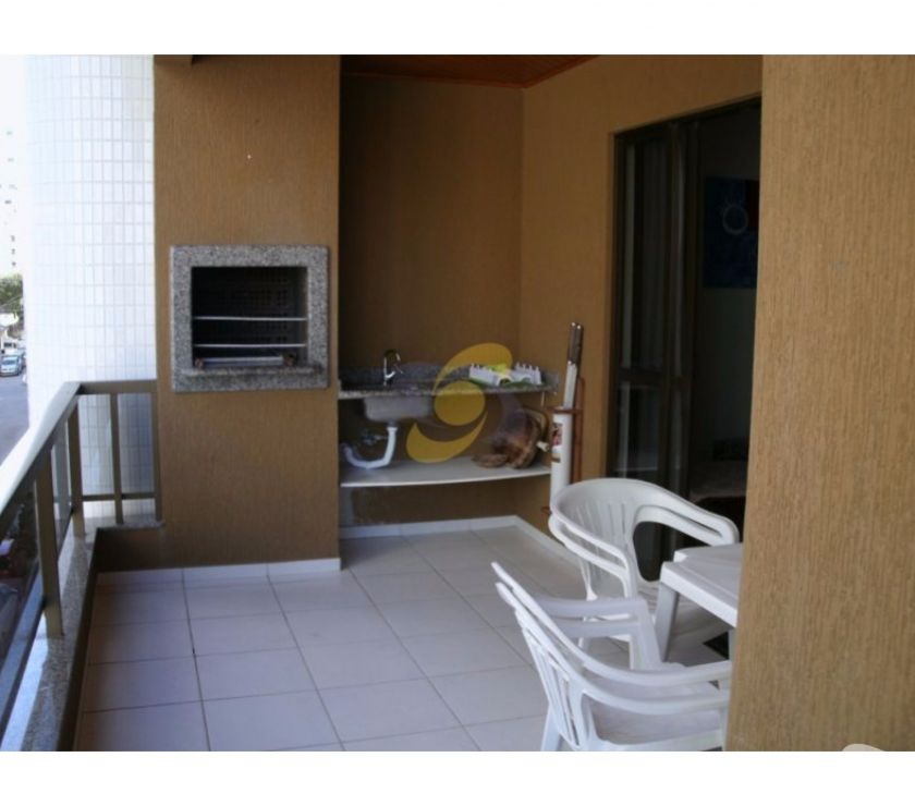 Na quadra do mar e pronto para morar!