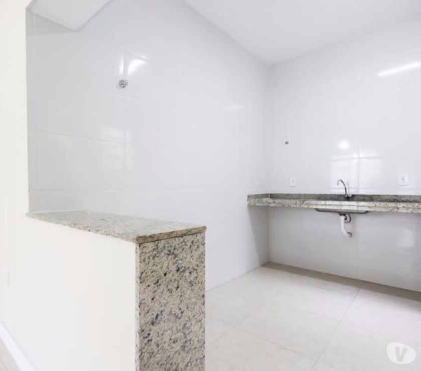 Vendo casa ampla 2 quartos na Penha - R Costa Rica