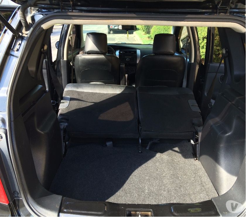 livina com baixa km automatico