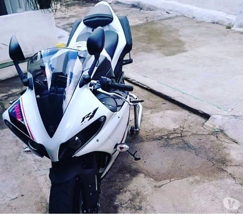 Yamaha YZF R1  por 