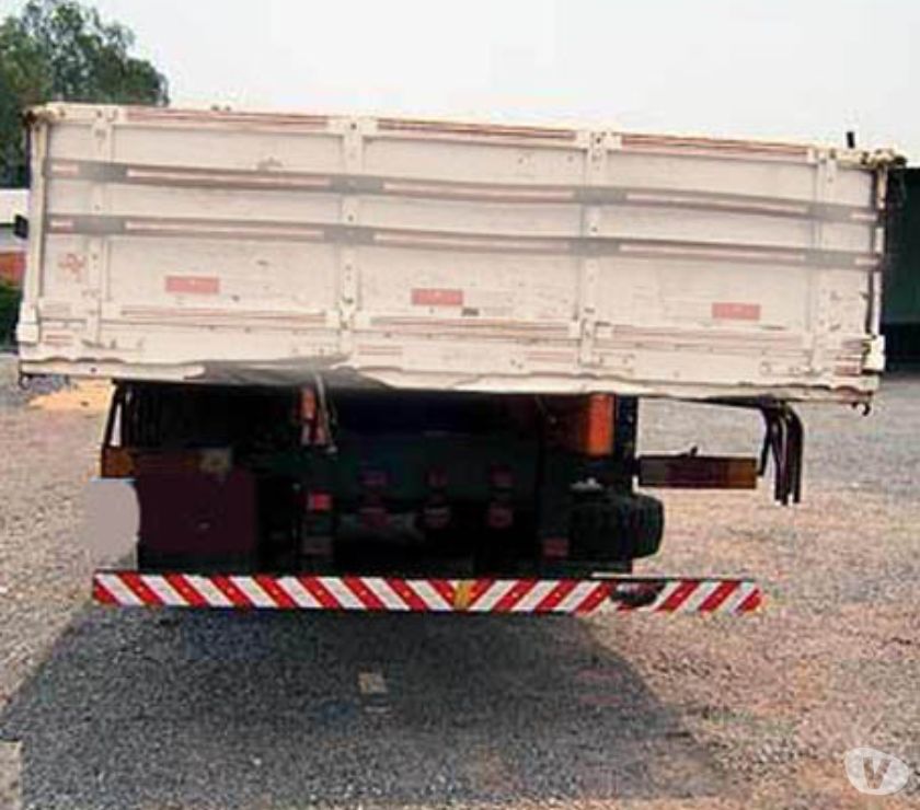 Caminhão mb- ano  truck branco