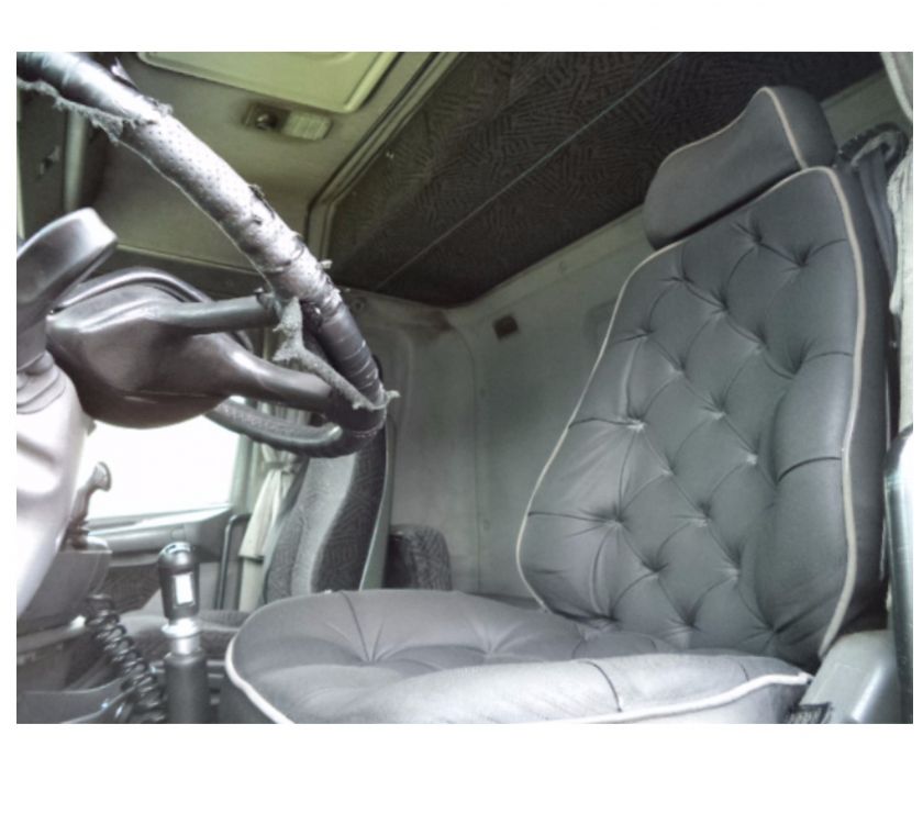 Scania X Toco Bicudo Amarelo Revisado