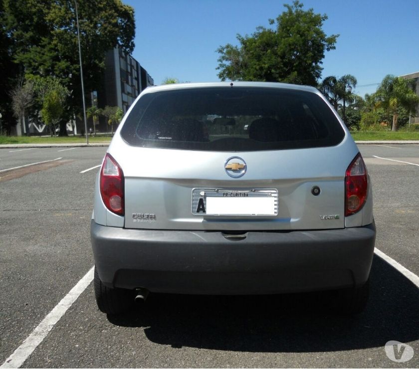 GM CELTA LIFE 1,0 FLEX  PORTAS PRATA COMPLETO