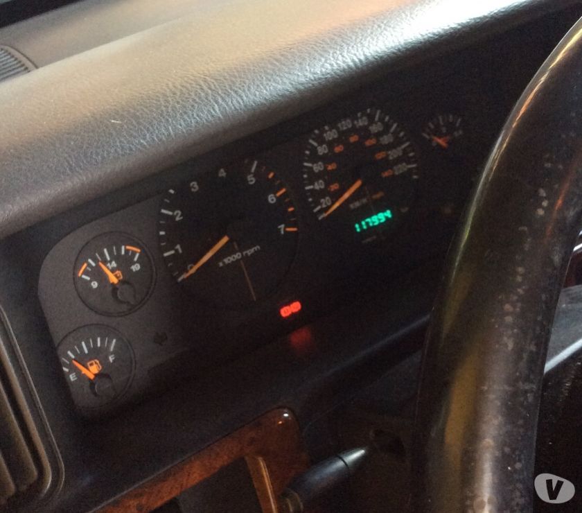 CARRO JEEP GRAND CHEROKEE ANO 98 BAIAXA KILOMETRAGEM