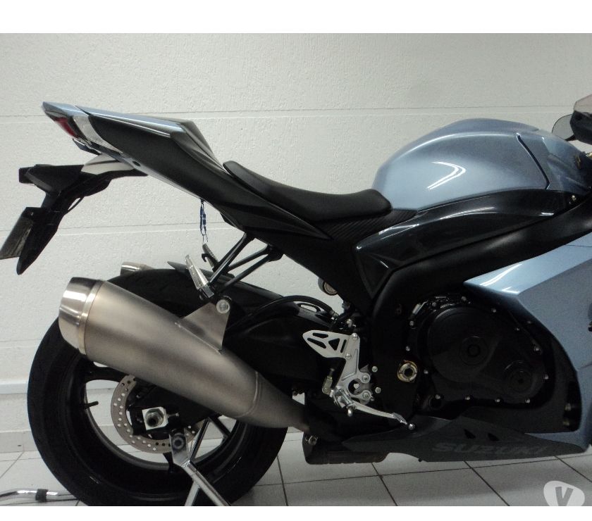 SUZUKI GSX-R SRAD AZUL 