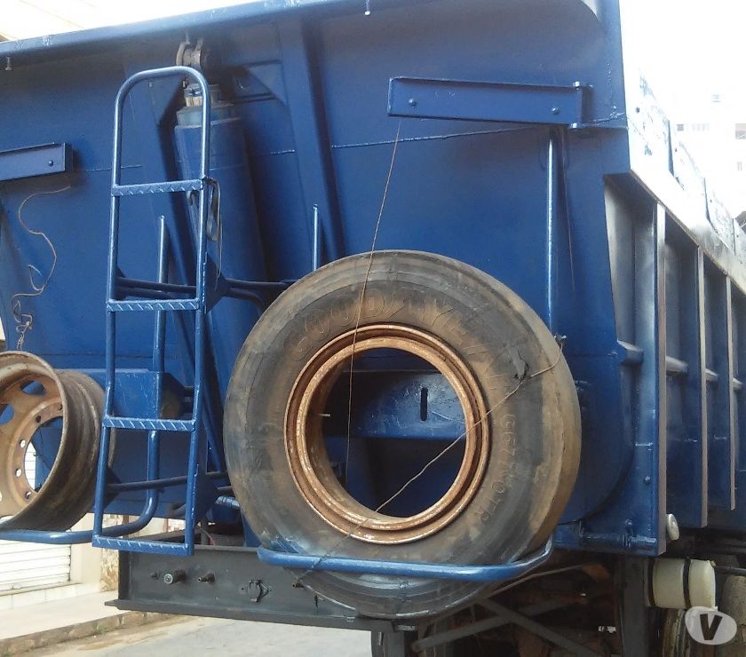 vende carreta bascula randon  conservada