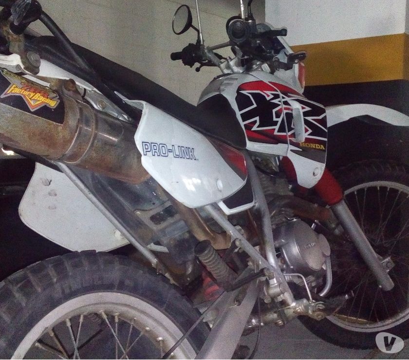 Honda XR200 Branca 