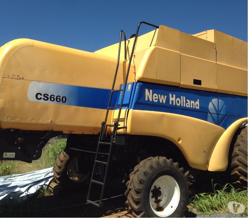 COLHEDEIRA NEW HOLLAND CS-660
