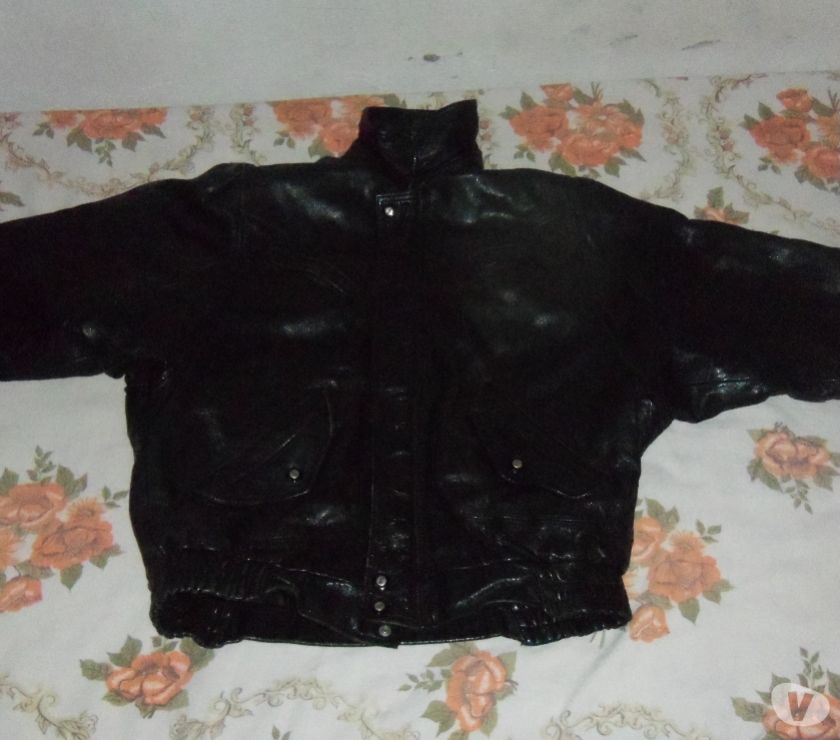 vendo jaqueta de couro original TGN