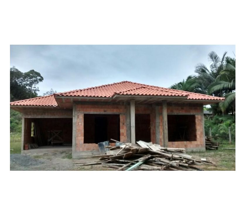 Casa semi pronta no VILA NOVA