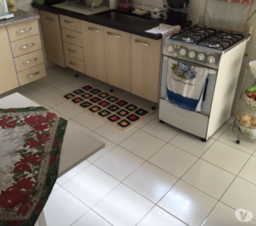 Alugo Sobrado de Vila Brooklin 3 Dorms 1 Suíte 2 Garagens