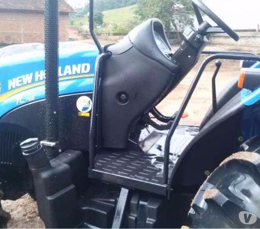 Máquina agrícola trator newrolland 4x