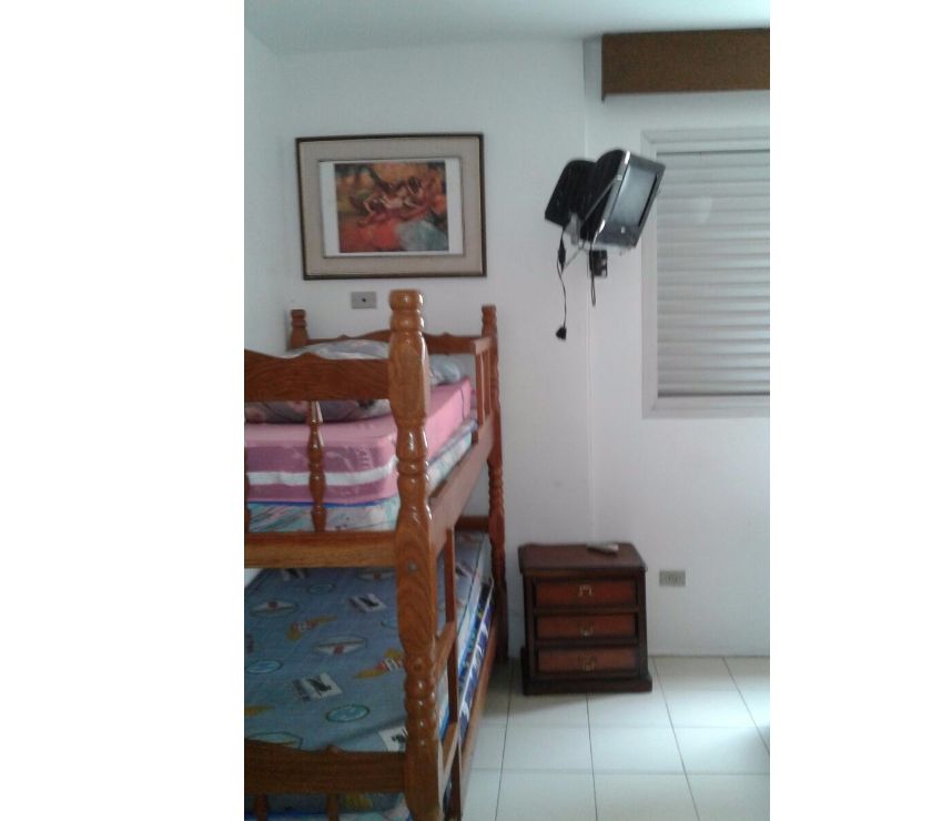 Apartamento residencial à venda, Enseada, Guarujá SP.