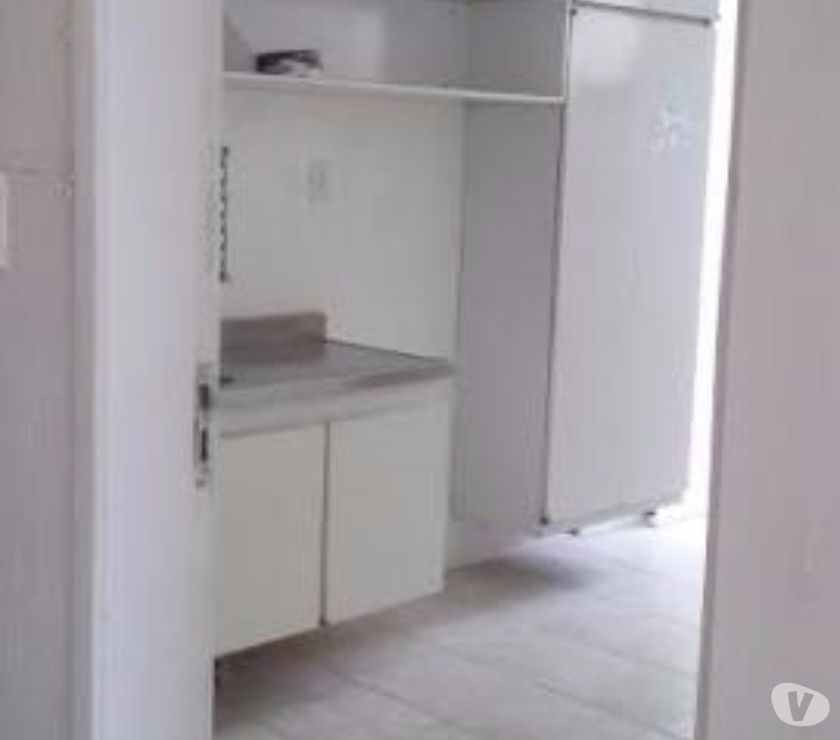 Apartamento com 03 quartos, em Pau Amarelo. Código. 506.