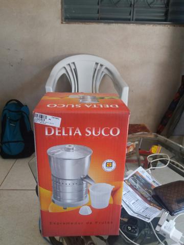 Espremedor de fruta r$ 100