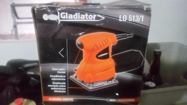 Lixadeira Orbital Gladiator