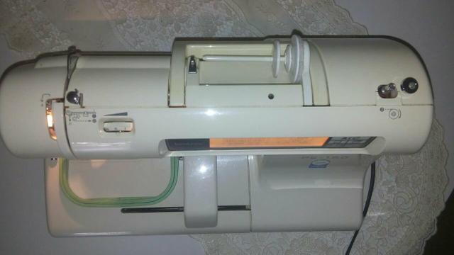Bordadeira brother pe150 apenas 650