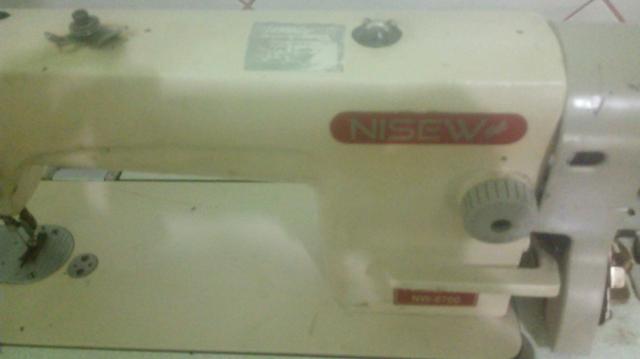 Maquina de custura Nisew