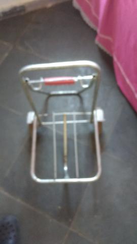 Carrinho de alumínio