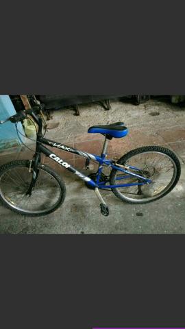 Esta em ótimo estado, bem conservada