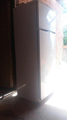 Geladeiea duplex dako 455 l