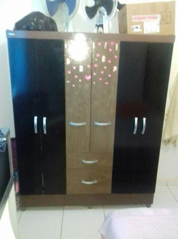 Guarda roupa casal usado