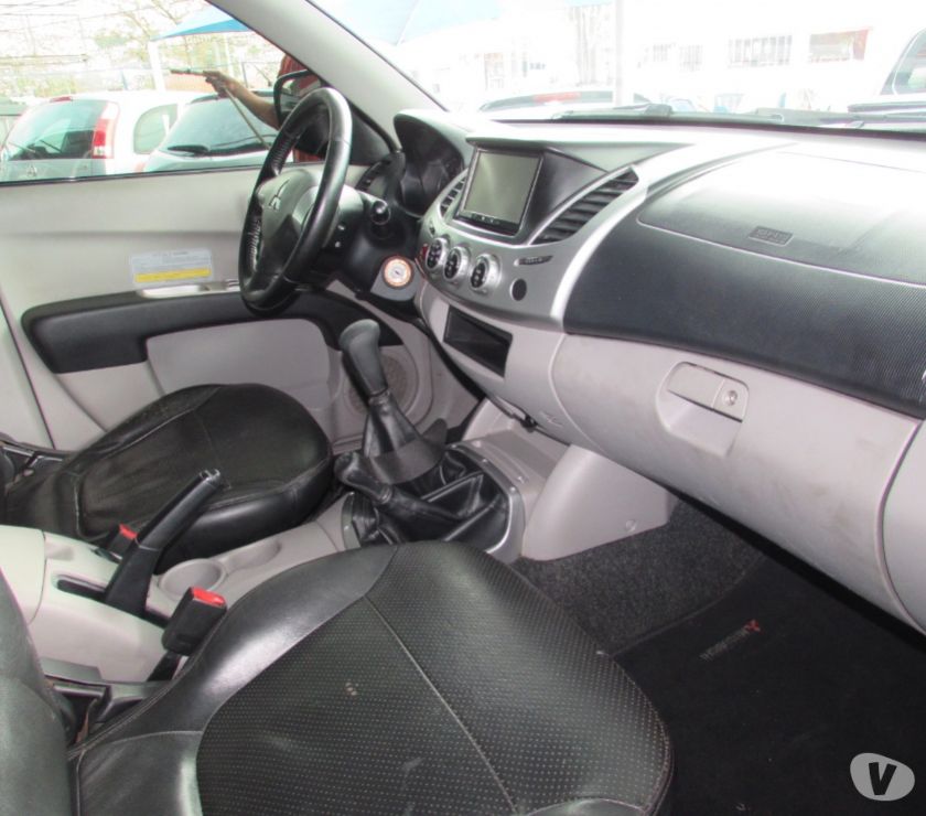 MITSUBISH L200 TRITON