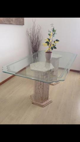 Mesa de jantar com tampo de vidro bisotado 6 lugares