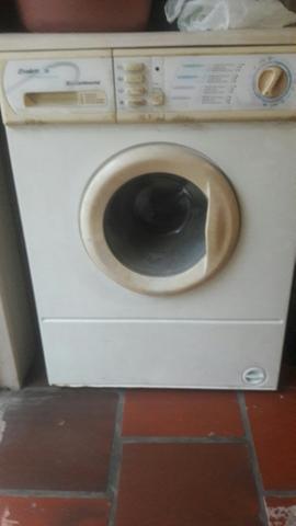 Máquina Lavar