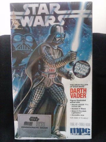 Star Wars Darth Vader model kit no plástico da fábrica