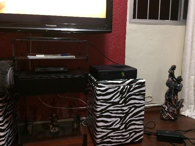 XBOX 360 acompanhe a descrição