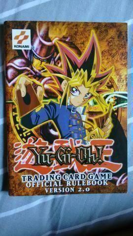 2 manuais Yugioh em Inglês + 1 campo de duelo