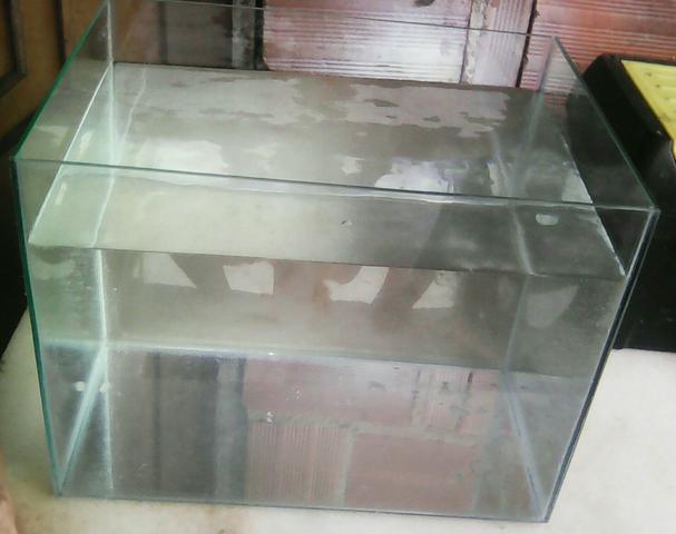 Aquario em otimo estado