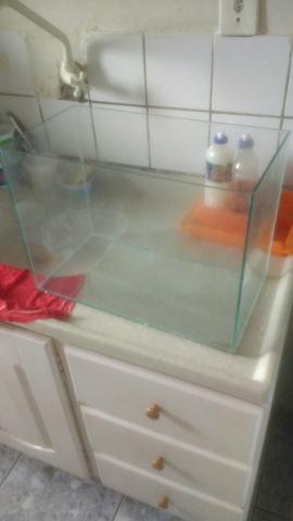 Aquário no tamanho médio