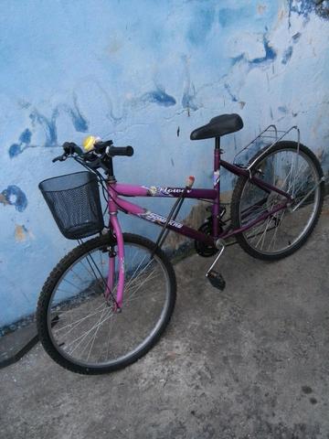 Bicicleta aro 26 feminina cesta garupa,
