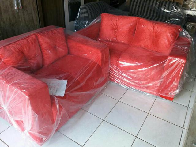 Conjunto sofá 2 e 3 lugares tecido suede amassado super