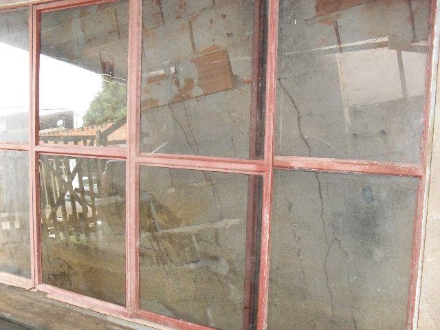 Janela de vidro (vidraça)