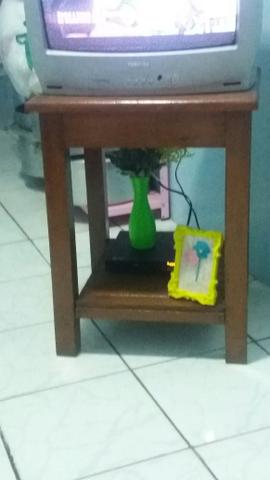 Linda mesinha/criado mudo etc