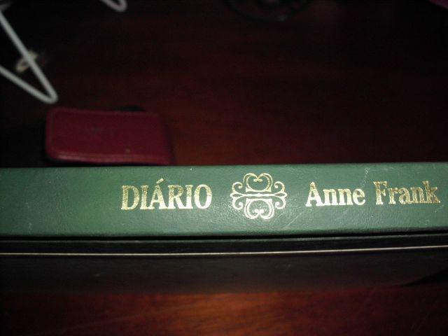 Livro: Diário De Uma Jovem - Anne Frank
