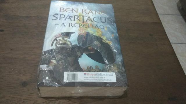 Livro box Spartacus o gladiador + a rebelião lacrados