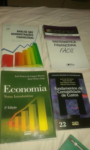 Livros de Matemática financeira, e economia