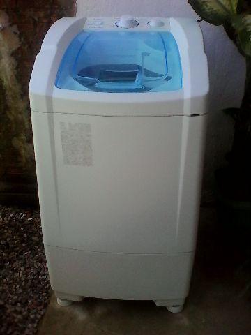Máquina de lavar Esmaltec