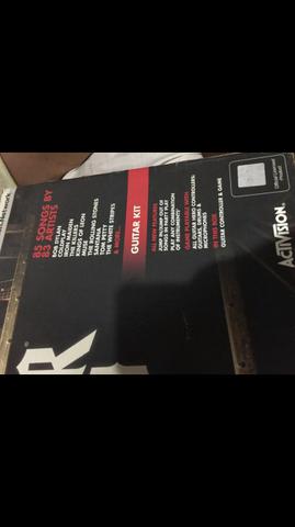 PS3 - GUITAR HERO 5 (kit jogo+guitarra)