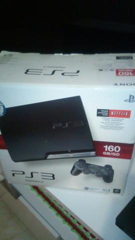 Ps3 slim na caixa