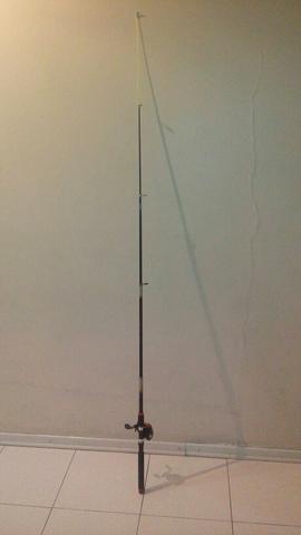 Vara+Carretilha+Isca sapinhos (Frogs)