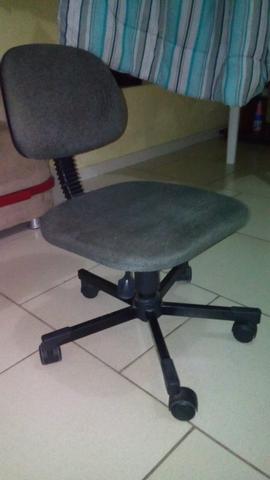 Cadeira giratória